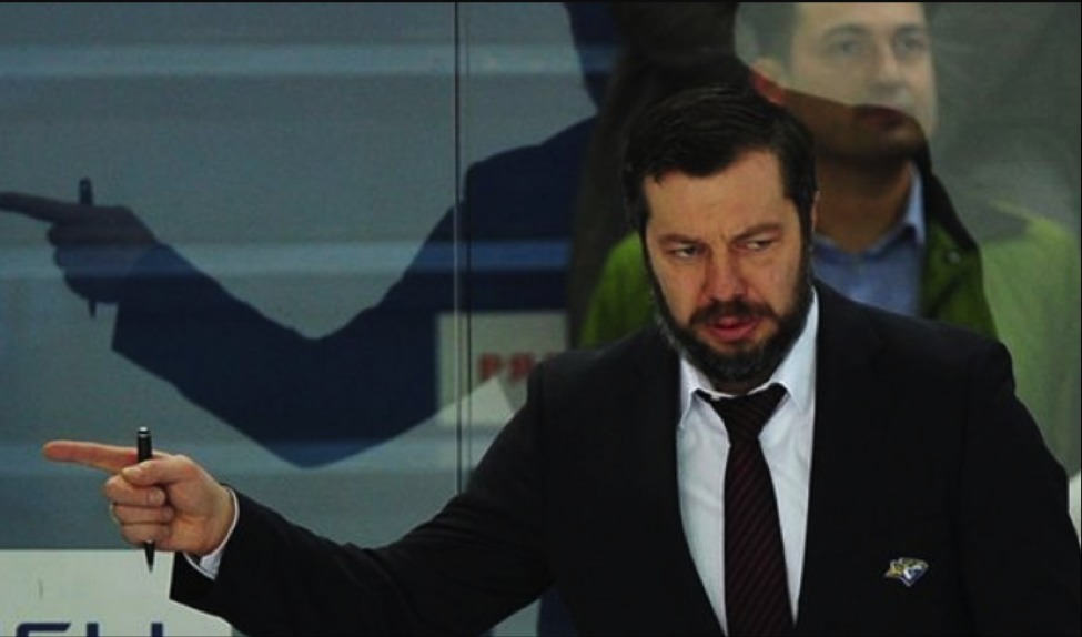 тренер сборной россии по хоккею уходит